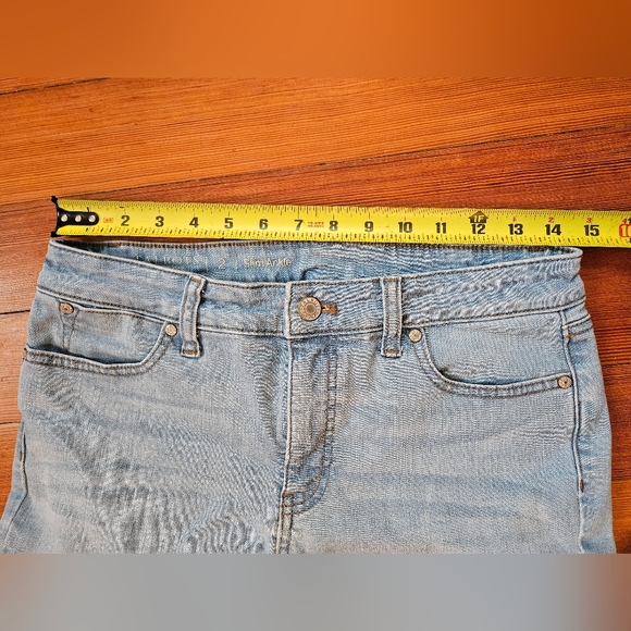 Talbots Slim Ankle Light Wash Jeans - Picture 4 of 6